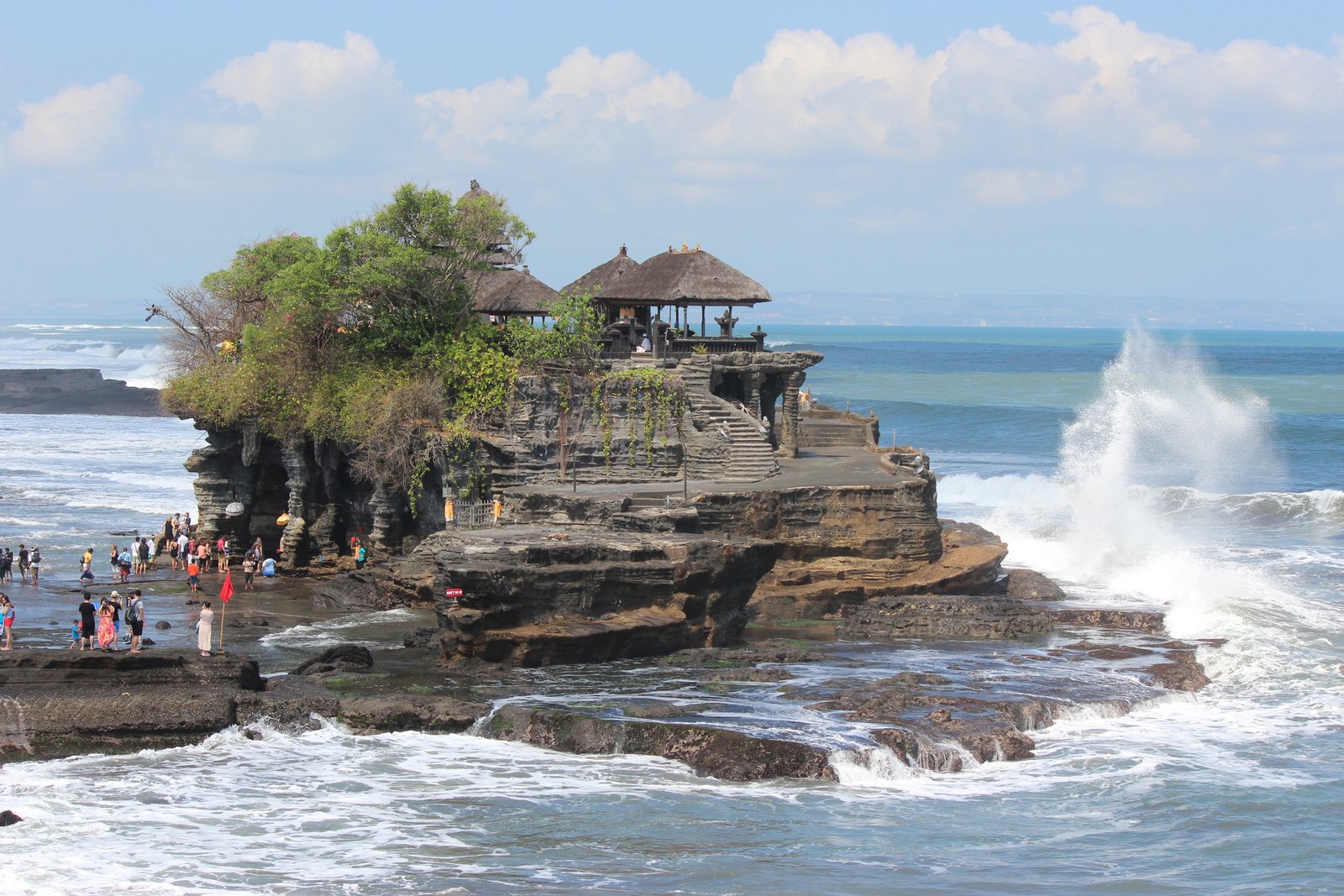 Tanah Lot Monkey Forest